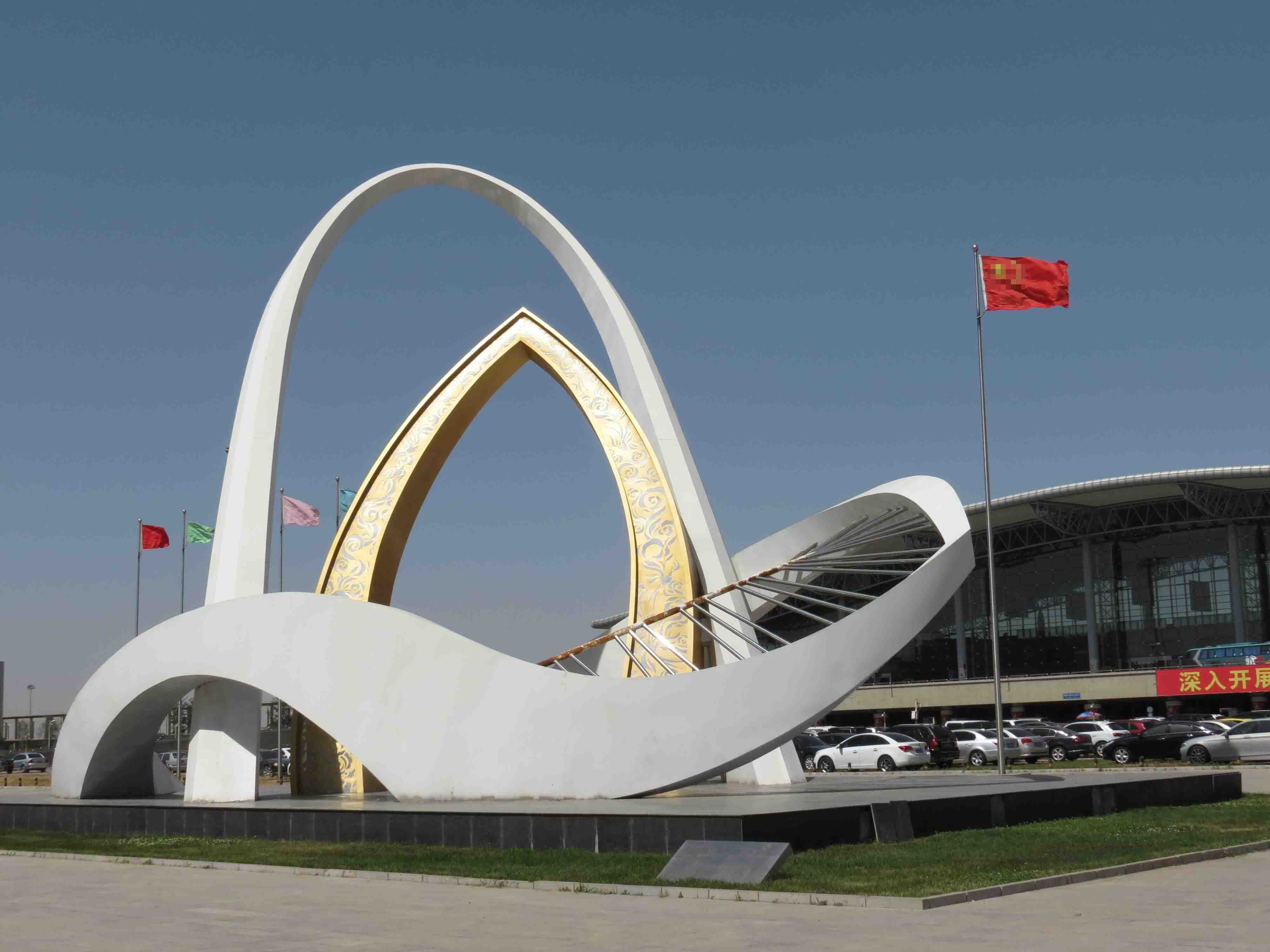 機(jī)場(chǎng)景觀雕塑，機(jī)場(chǎng)不銹鋼標(biāo)志，廣場(chǎng)大型標(biāo)志